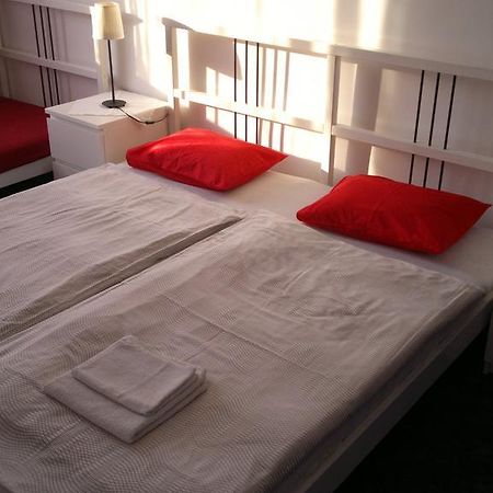 Apartment Maximilian Bratislava Habitación foto