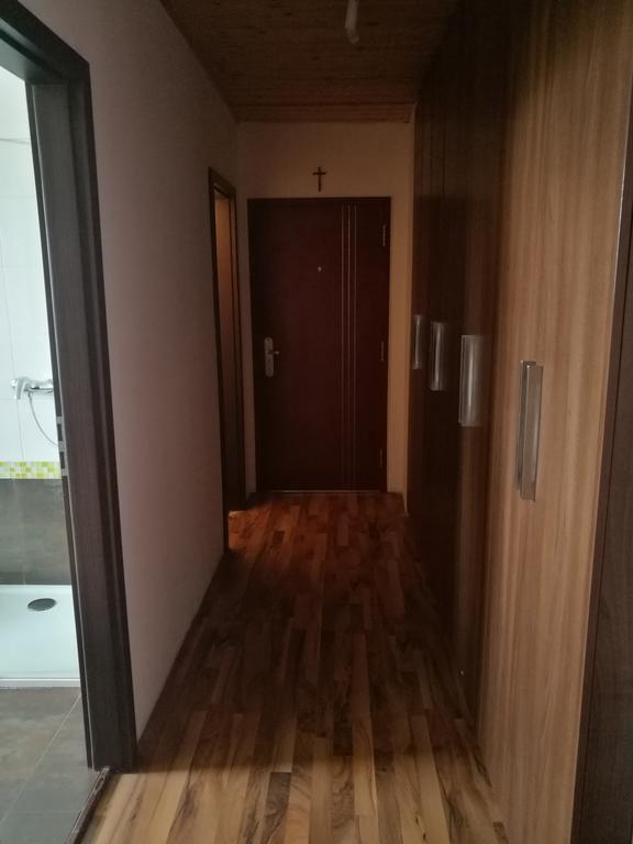 Apartment Maximilian Bratislava Exterior foto
